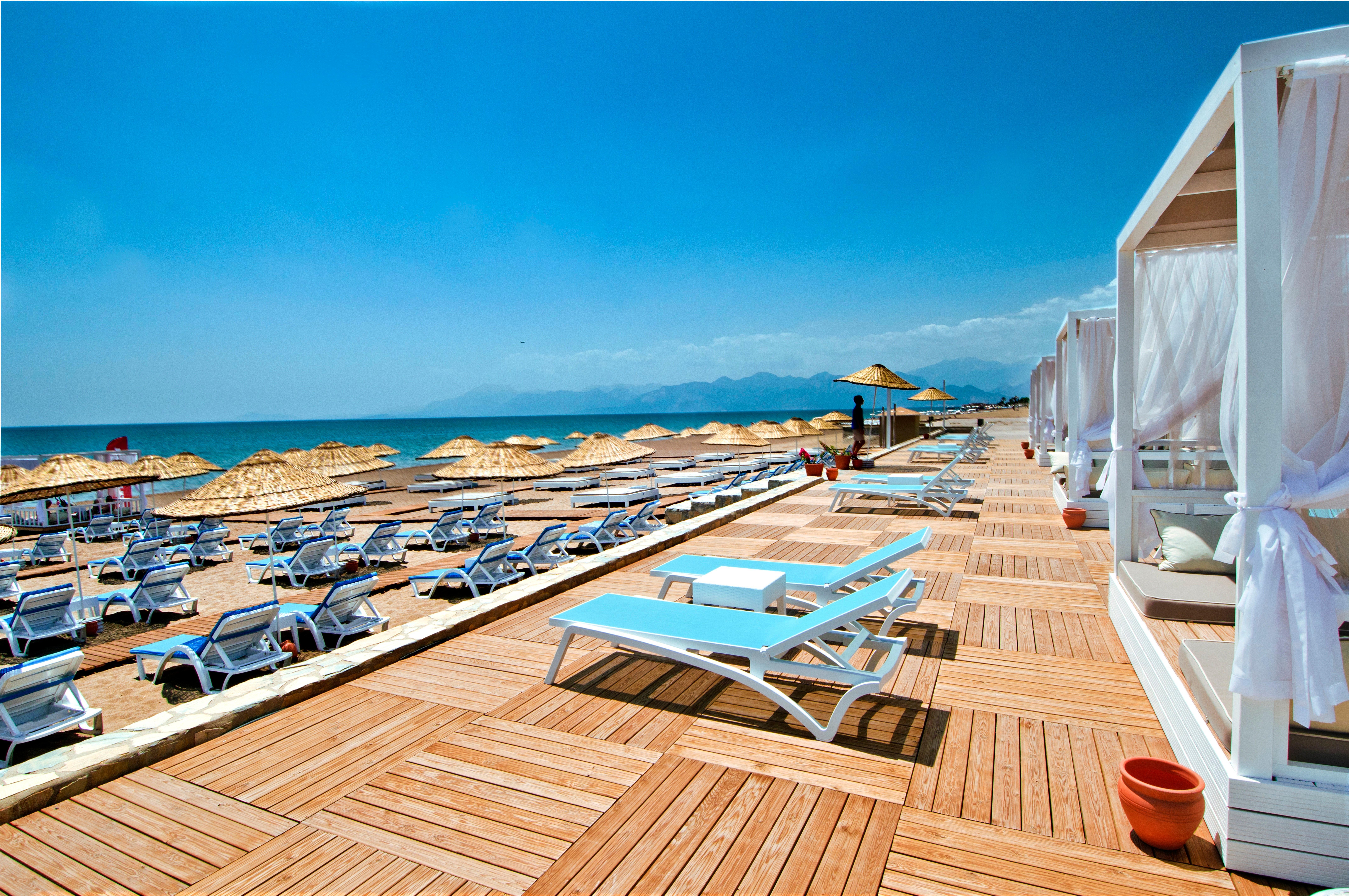 Holiday Inn Antalya - Lara, An Ihg Hotel Exterior photo